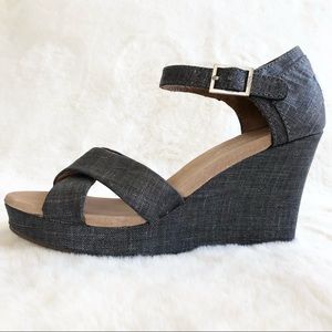TOMS - Wedges with Grey and Silver Canvas Sandals - Size 7 1/2